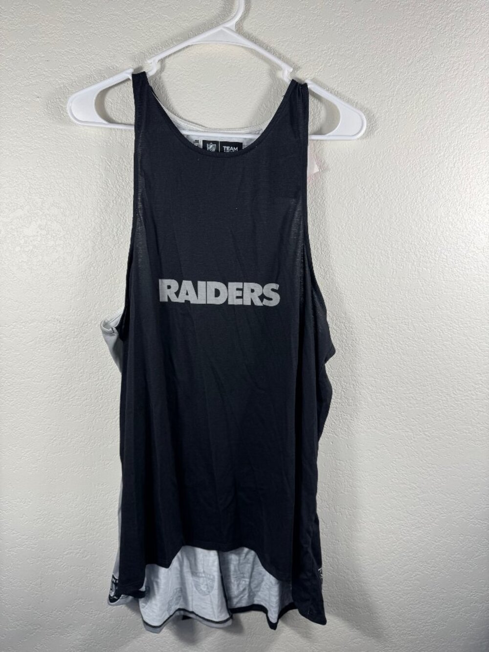 NWT Las Vegas Raiders Womens Tank Top 2XL Black Silver FOCO NFL Team Apparel